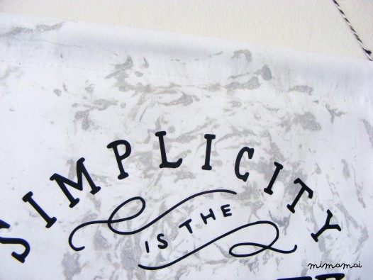 Wall Banner Simplicity