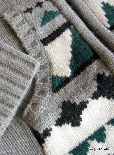 Knitted zipped jacket