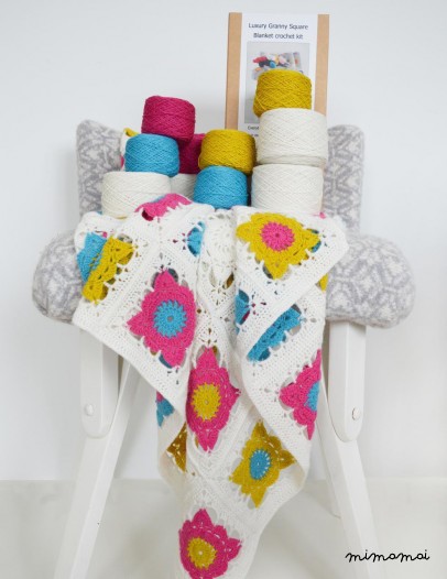 BRIGHT GRANNY SQUARE CROCHET BLANKET KIT - 3 SIZES AVAILABLE