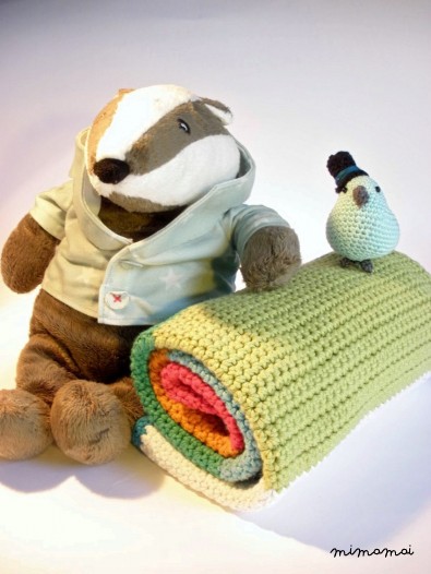crochet baby blanket in colorful stripes