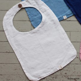 WHITE BIB