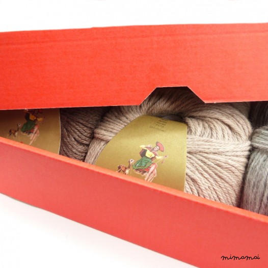 Knit Gift Box
