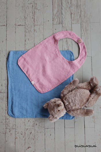 PASTEL PINK BIB