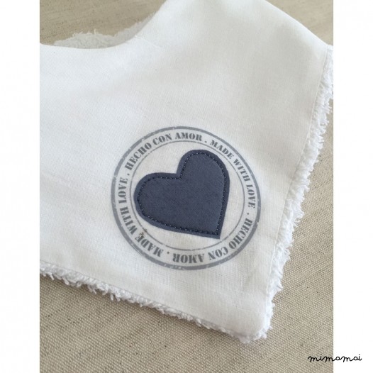 Babero bandana Made With Love