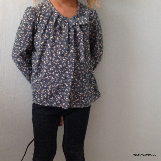 Girls Blouse,Girl's printed green and beige blouse with birds