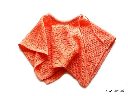 Girl's lambswool poncho/cape/caplet/shawl/shrug/crew neck/spring season