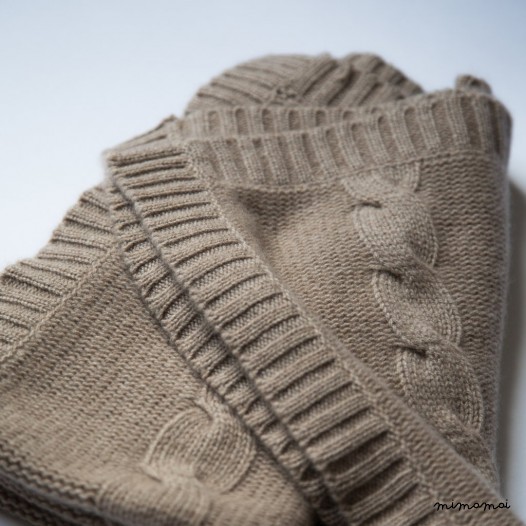 Cashmere Cable Blanket - Beige M&eacute;lange