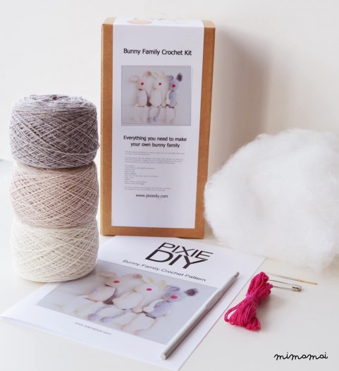 LUXURY BUNNY FAMILY AMIGURUMI CROCHET KIT