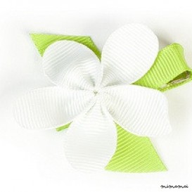 Allie White Flower Hair Clip