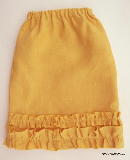 Linen skirt with double ruffle trims