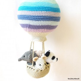 Hot air balloon nursery decoration