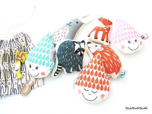Crinkle Rattle Raindrop
