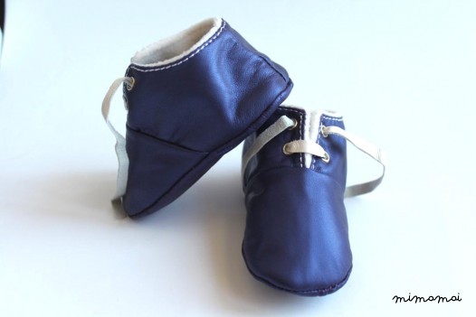 12-18 Months Slippers / Baby Shoes Lamb Leather Blue white