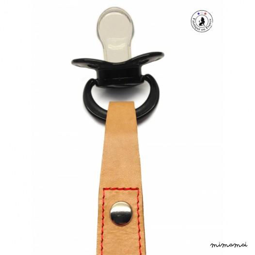 Eye-catching dummy/pacifier buttons!