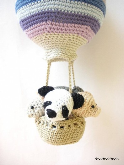 Hot air balloon nursery decoration with crochet animals in blue