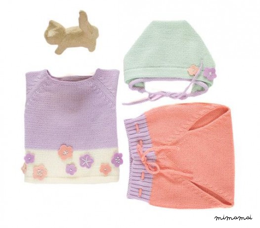 Maglia bambino insieme. Maglione, copertura del pannolino e protezione. Colori pastello.