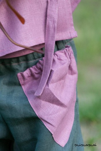 Linen sea green pants with puffed triangle pocket