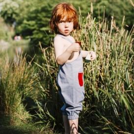 Kids dungarees with red pocket