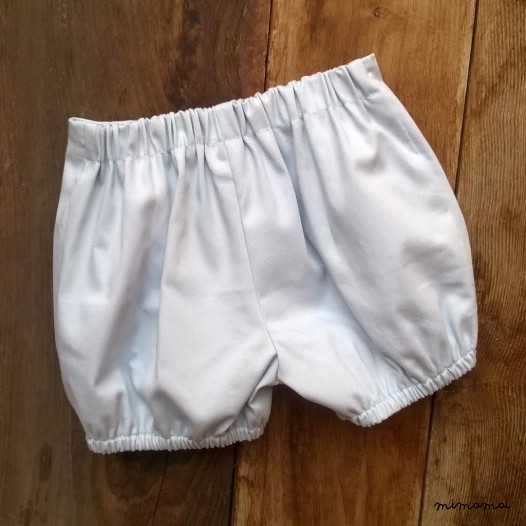 Shorts celeste doppiato in cottone