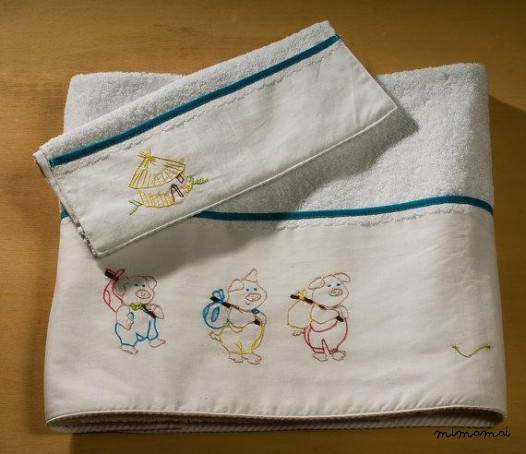 I tre porcellini, set di 2 asciugamani bagnetto e mano, mano ricamato, regalo