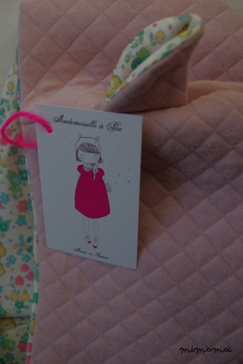 Bonnet HORTENSE (Jersey matelass&eacute; rose poudr&eacute; & Liberty) S&eacute;rie limit&eacute;e