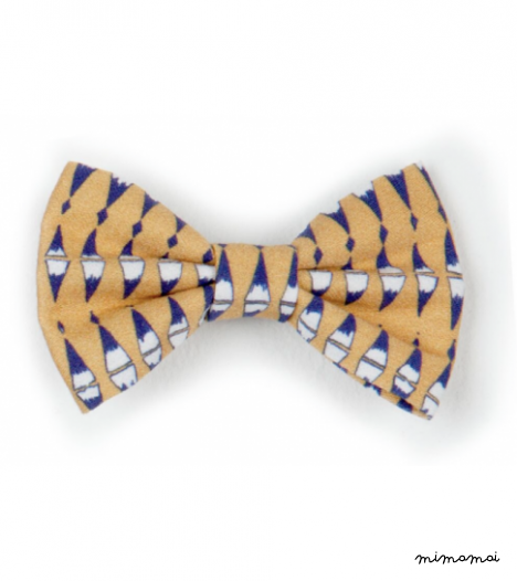 Bow Clip Delicatessan