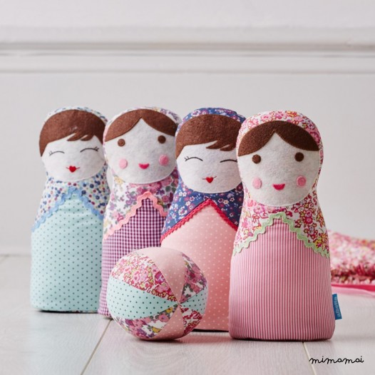 Russian doll soft skittles set